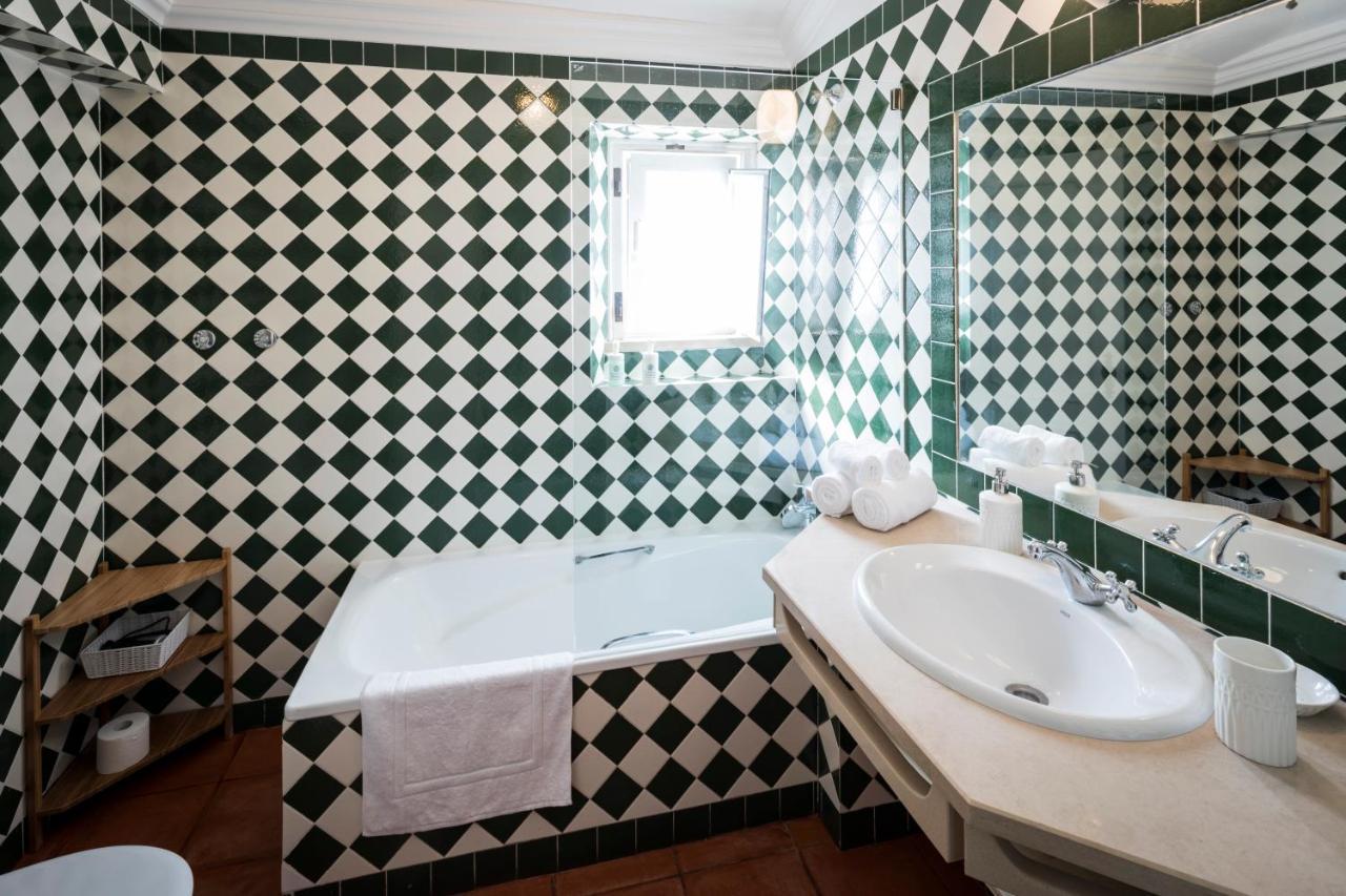 Quarto Familiar com Casa de Banho Privativa