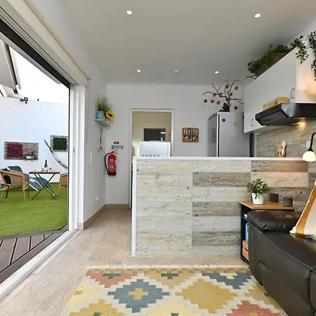 Chez Nous-2
